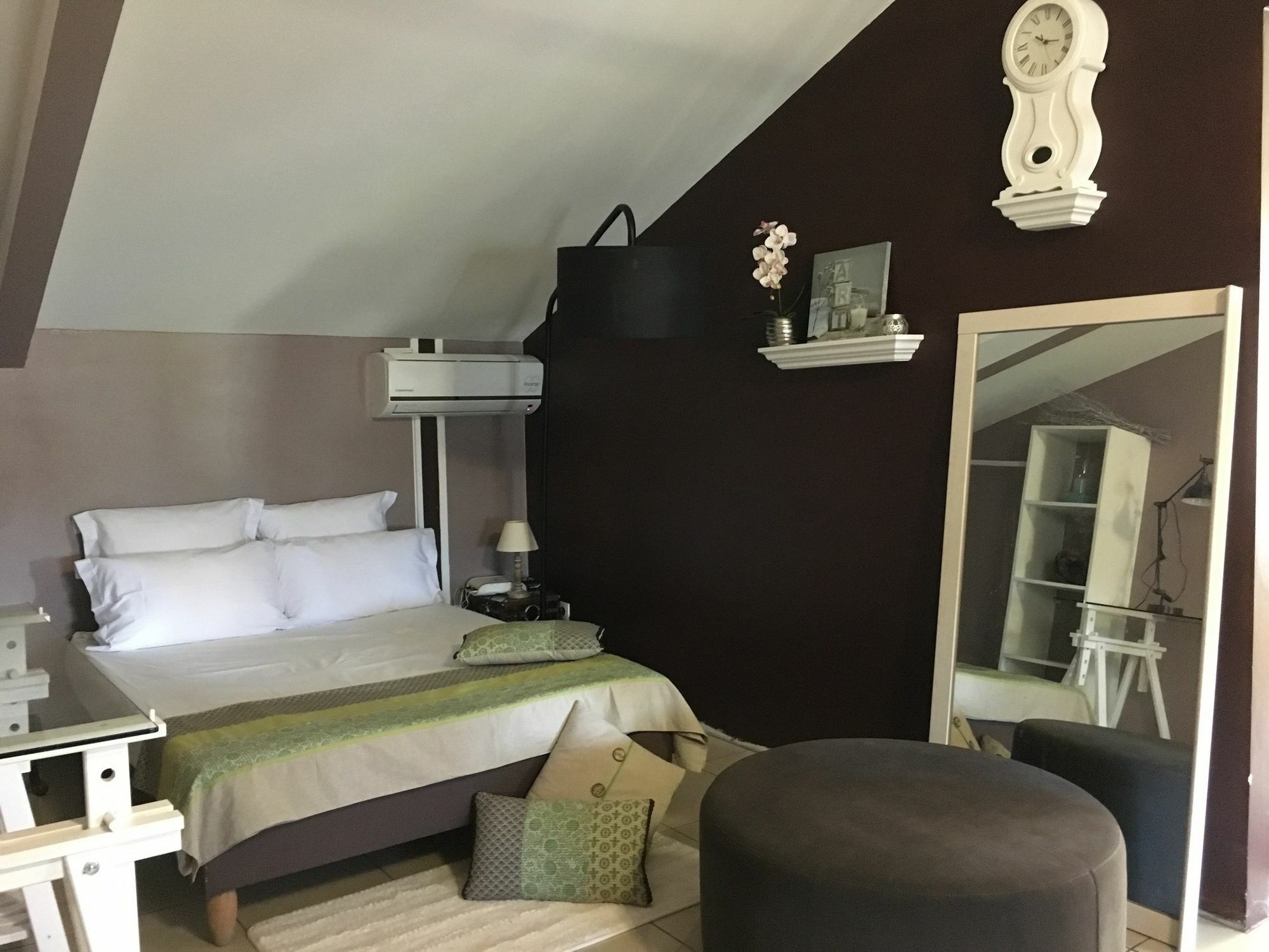 House With 5 Rooms In Etang Sale, With Wonderful Mountain View, Enclos Luaran gambar
